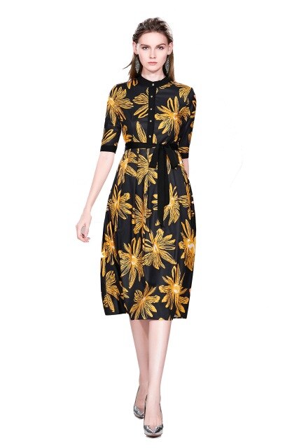 Printed Pleated Dress With Round Collar And Waistband